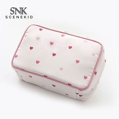 지퍼와 아름다운 인쇄된 핑크 하트 새틴 직물 화장 솔 가방