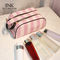 유기적 핑크색 스트라이프 패턴 방수 PU 메이크업 가방